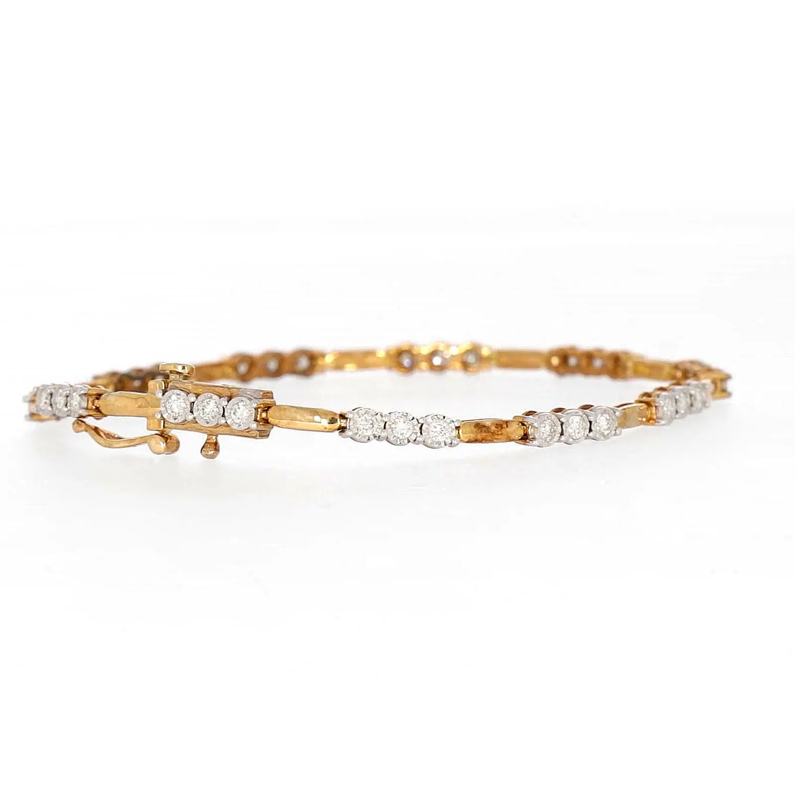 9ct Yellow Gold Round Brilliant Cut with 1 CARAT tw of Diamonds Bracelet