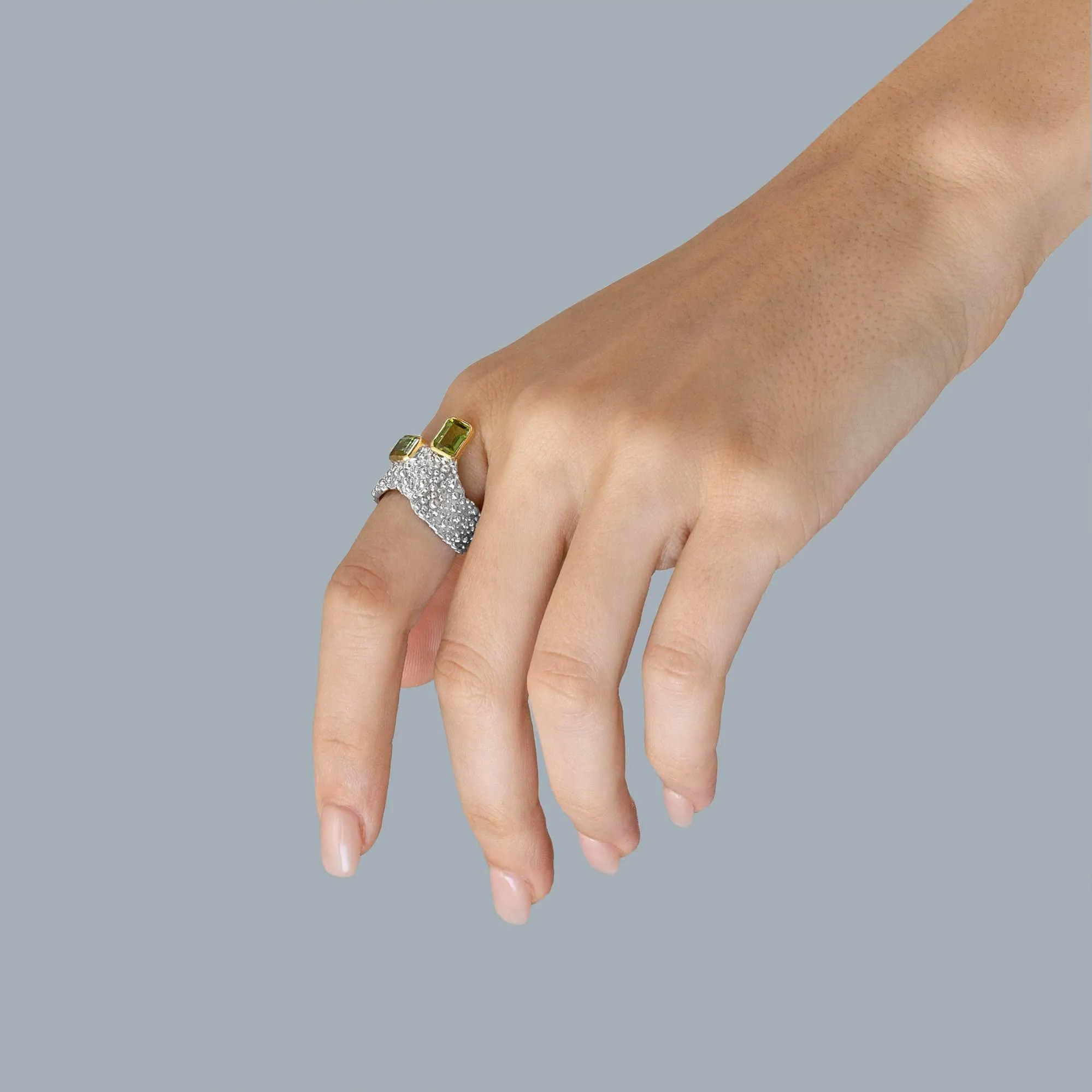 Aviv Peridot Ring