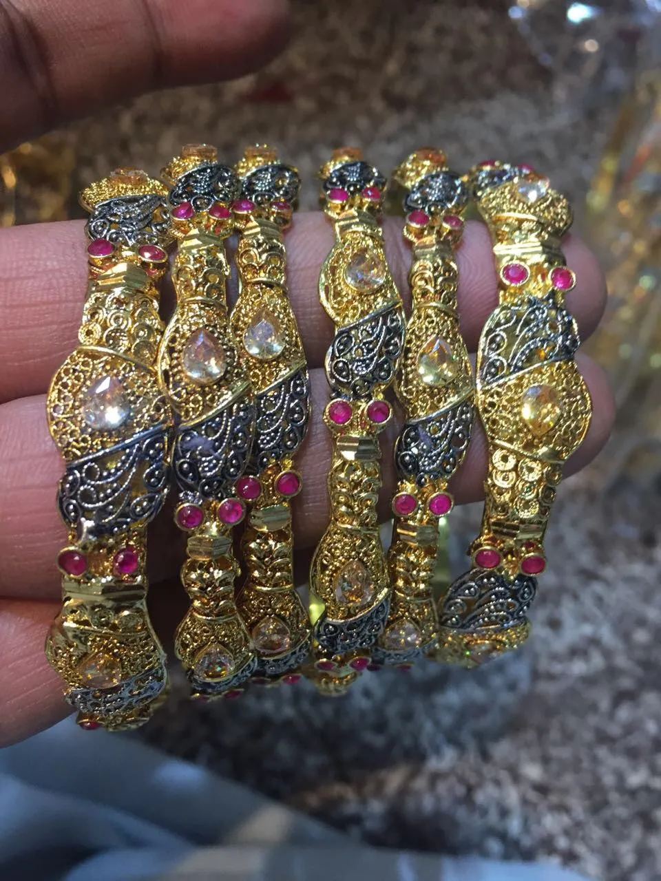Bangles set 09