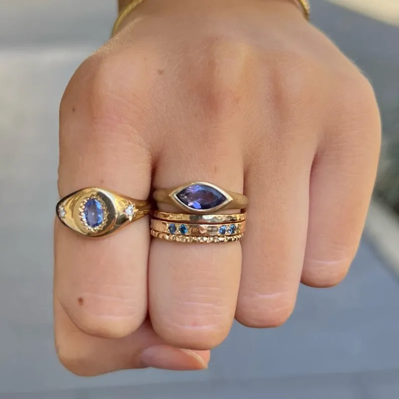 Signet Ring, Blue Sapphire & Diamond, 9kt Yellow Gold