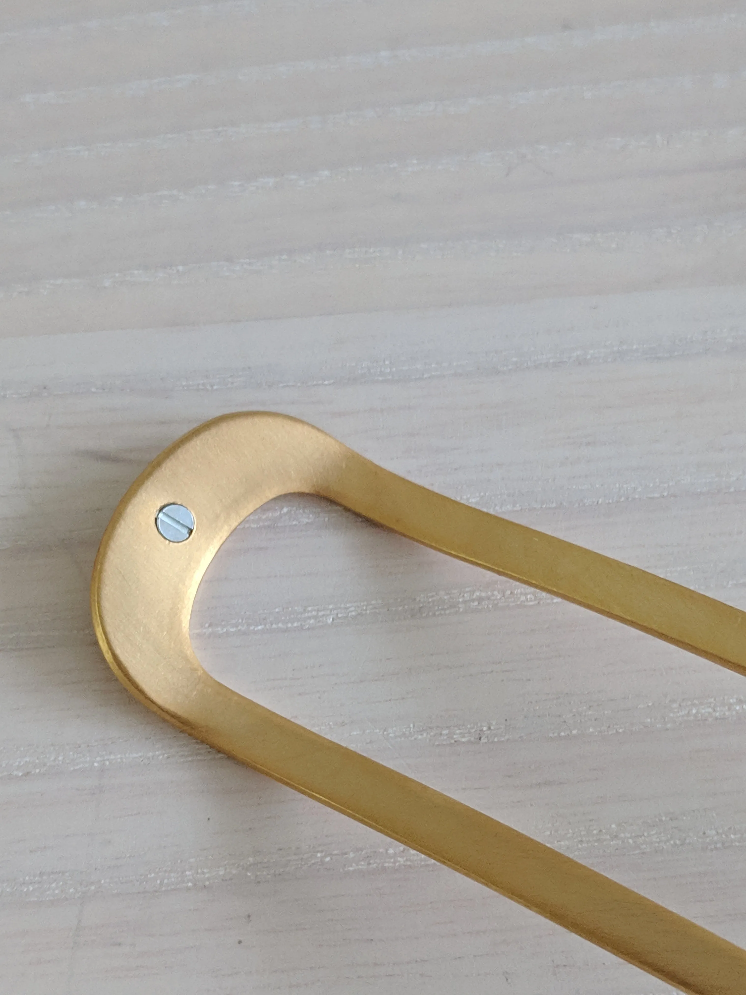 Sylvain Le Hen | Epingle 014 Brushed Gold